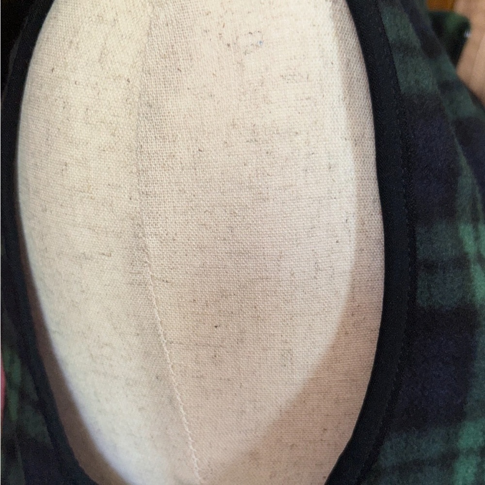 NWT plaid zipper vest - Picture 5 of 7